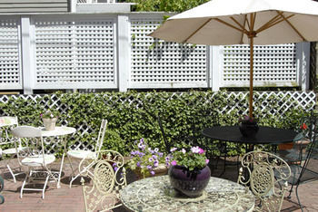 The Spring Seasons Inn Νιούπορτ Εξωτερικό φωτογραφία